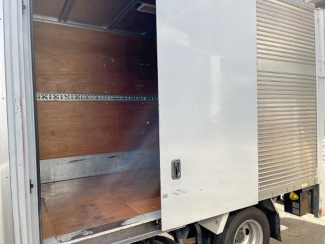 三菱ふそうキャンターアルミバン小型（2t・3t）[写真07]