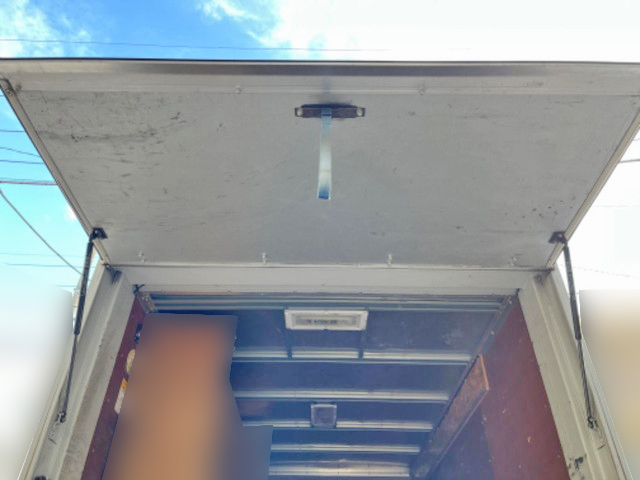 三菱ふそうキャンターアルミバン小型（2t・3t）[写真11]