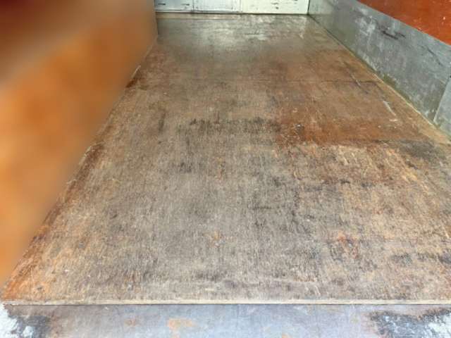 三菱ふそうキャンターアルミバン小型（2t・3t）[写真15]