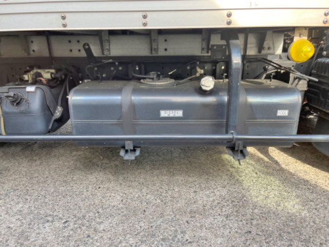 三菱ふそうキャンターアルミバン小型（2t・3t）[写真20]