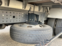 三菱ふそうキャンターアルミバン小型（2t・3t）[写真21]