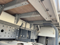 三菱ふそうキャンターアルミバン小型（2t・3t）[写真22]