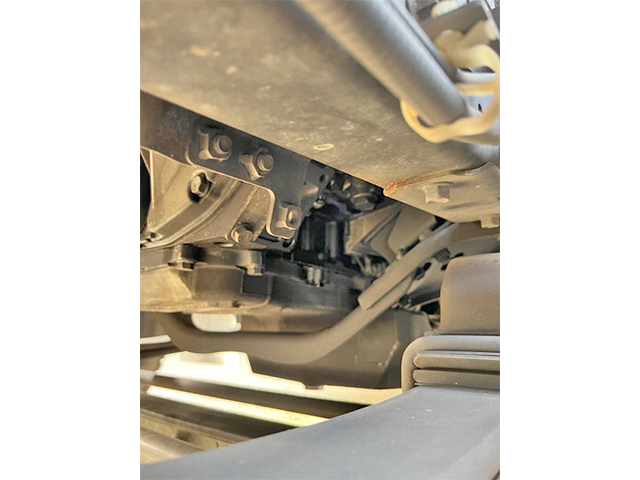 三菱ふそうキャンターアルミバン小型（2t・3t）[写真23]