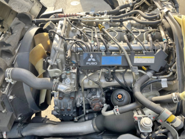 三菱ふそうキャンターアルミバン小型（2t・3t）[写真28]