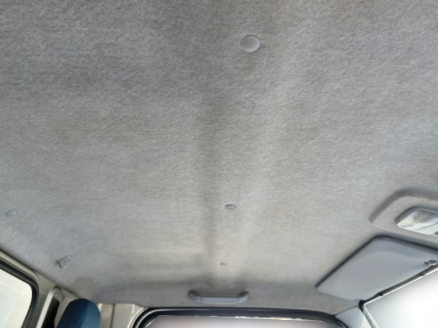 三菱ふそうキャンターアルミバン小型（2t・3t）[写真32]