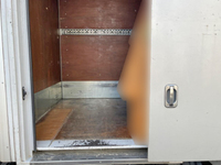 三菱ふそうキャンターアルミバン小型（2t・3t）[写真06]