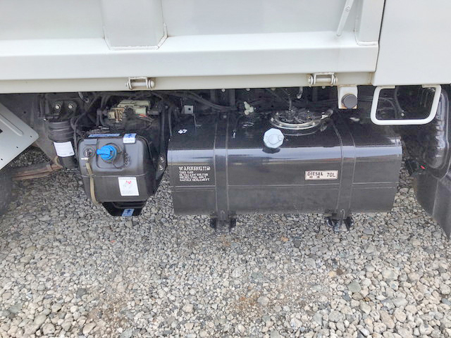 三菱ふそうキャンターダンプ小型（2t・3t）[写真18]