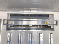 いすゞエルフ冷凍車（冷蔵車）小型（2t・3t）[写真19]