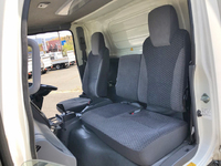 いすゞエルフ冷凍車（冷蔵車）小型（2t・3t）[写真33]