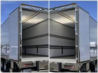 日野プロフィア冷蔵冷凍ウイング大型（10t）[写真13]