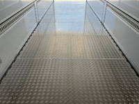 日野プロフィア冷蔵冷凍ウイング大型（10t）[写真18]