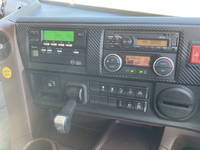 日野プロフィア冷蔵冷凍ウイング大型（10t）[写真37]