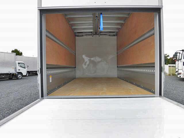 三菱ふそうキャンターアルミウイング小型（2t・3t）[写真03]