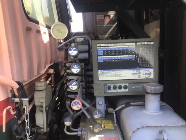 三菱ふそうファイタークレーン3段増トン（6t・8t）[写真10]