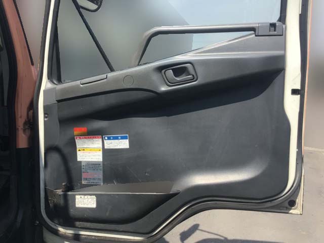 三菱ふそうファイタークレーン3段増トン（6t・8t）[写真23]