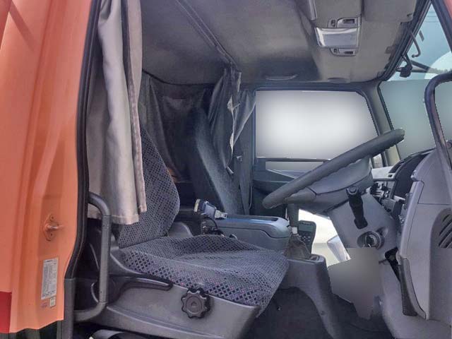 三菱ふそうファイタークレーン3段増トン（6t・8t）[写真24]