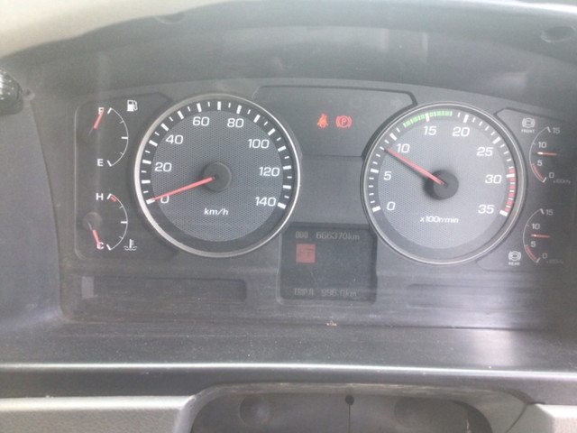 三菱ふそうファイタークレーン3段増トン（6t・8t）[写真28]