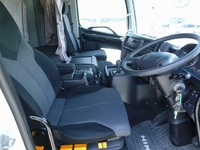 日野プロフィアアルミウイング大型（10t）[写真09]