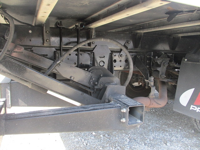 三菱ふそうキャンターアルミバン小型（2t・3t）[写真14]