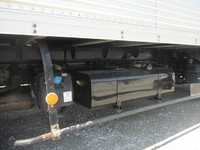 三菱ふそうキャンターアルミバン小型（2t・3t）[写真16]