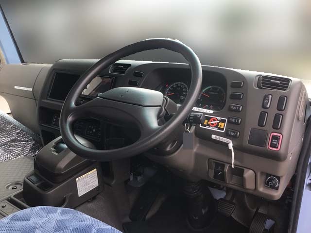 三菱ふそうローザマイクロバス[写真14]