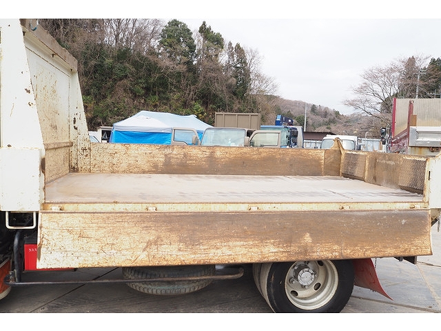 いすゞエルフローダーダンプ小型（2t・3t）[写真18]