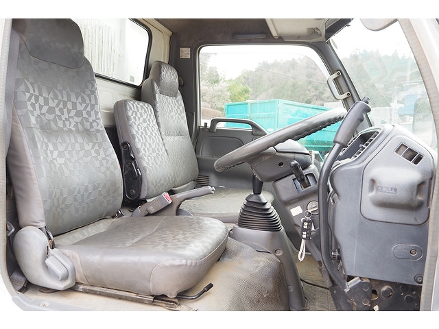 いすゞエルフローダーダンプ小型（2t・3t）[写真37]