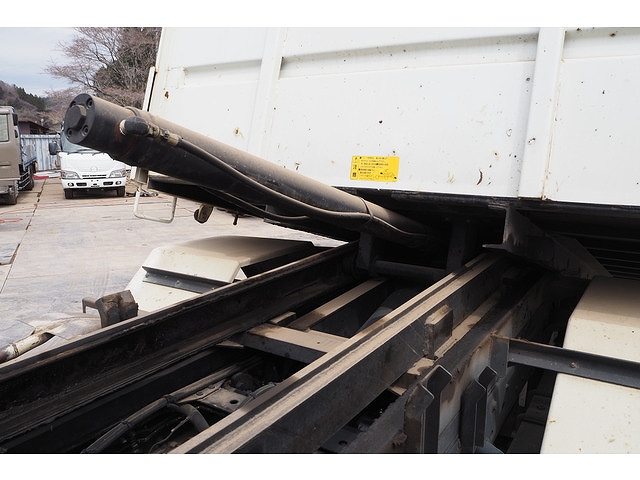 いすゞエルフローダーダンプ小型（2t・3t）[写真07]