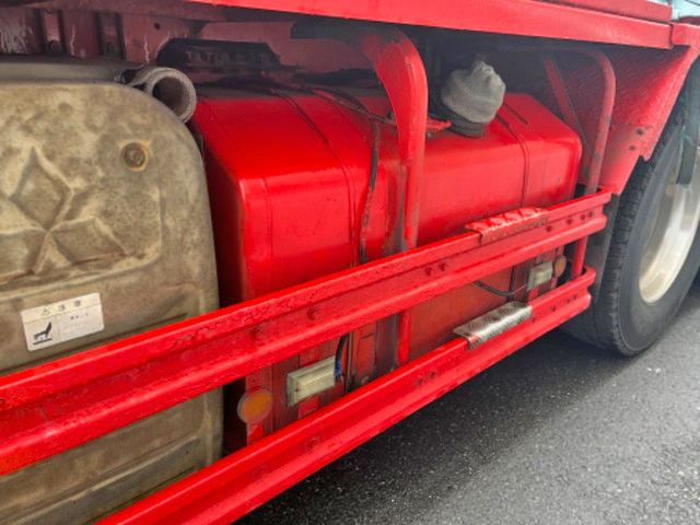 三菱ふそうスーパーグレートトレーラーヘッド（トラクターヘッド）大型（10t）[写真18]