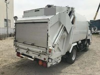 いすゞエルフパッカー車（塵芥車）小型（2t・3t）[写真05]