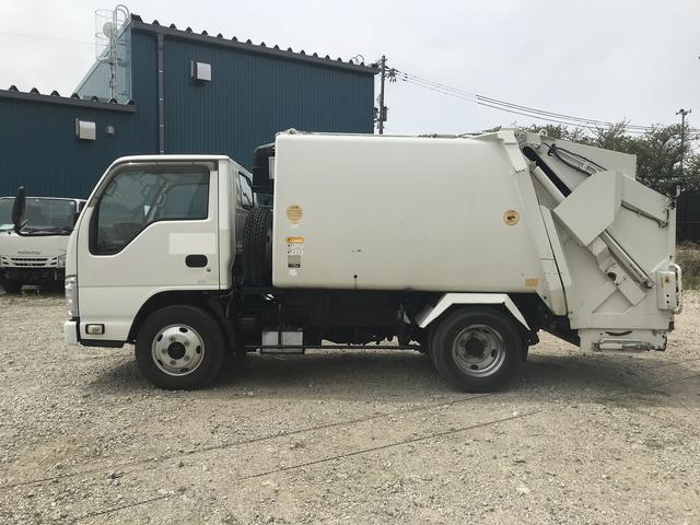 いすゞエルフパッカー車（塵芥車）小型（2t・3t）[写真07]