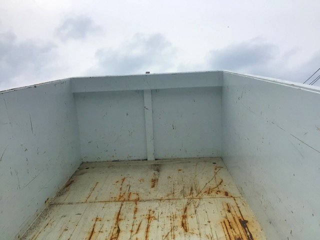 UDトラックスコンドルコンテナ専用車中型（4t）[写真10]