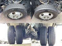 トヨタトヨエースアルミバン小型（2t・3t）[写真18]