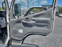 トヨタトヨエースアルミバン小型（2t・3t）[写真26]