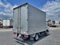 トヨタトヨエースアルミバン小型（2t・3t）[写真02]