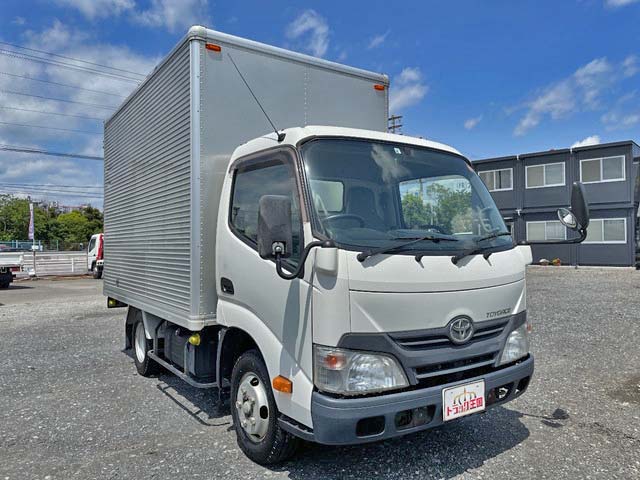 トヨタトヨエースアルミバン小型（2t・3t）[写真03]