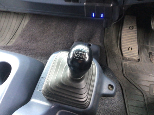 日野レンジャーアルミブロック増トン（6t・8t）[写真25]