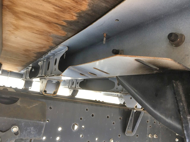 日野デュトロ平ボディ小型（2t・3t）[写真24]