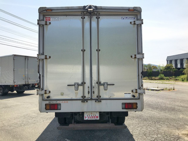 トヨタダイナアルミウイング小型（2t・3t）[写真11]