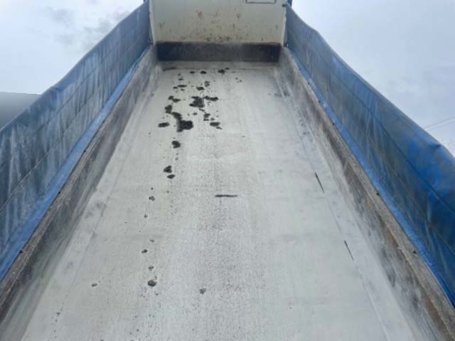 三菱ふそうスーパーグレートダンプ大型（10t）[写真05]