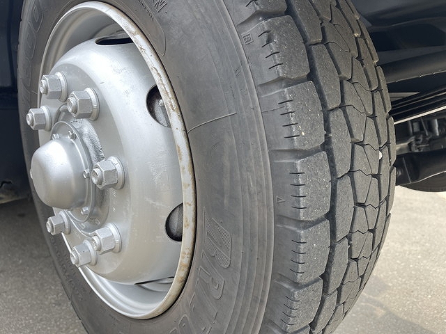 UDトラックスコンドルセルフクレーン3段増トン（6t・8t）[写真12]