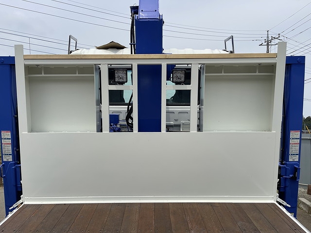 UDトラックスコンドルセルフクレーン3段増トン（6t・8t）[写真18]