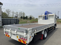 UDトラックスコンドルセルフクレーン3段増トン（6t・8t）[写真02]