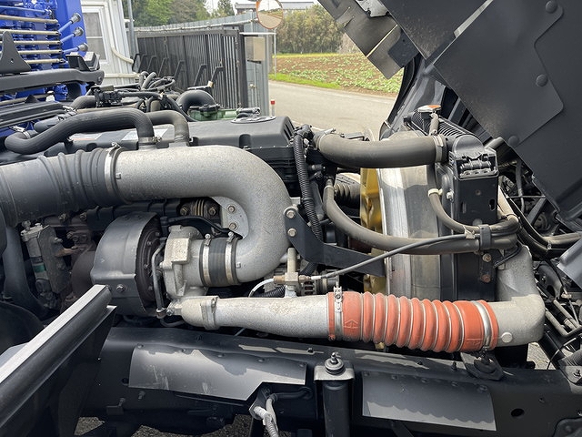 UDトラックスコンドルセルフクレーン3段増トン（6t・8t）[写真30]