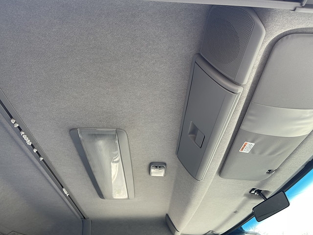 UDトラックスコンドルセルフクレーン3段増トン（6t・8t）[写真34]