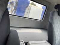 UDトラックスコンドルセルフクレーン3段増トン（6t・8t）[写真35]