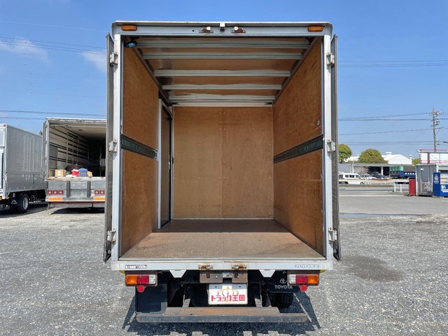 トヨタトヨエースアルミバン小型（2t・3t）[写真11]