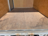 トヨタトヨエースアルミバン小型（2t・3t）[写真15]