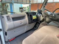 トヨタトヨエースアルミバン小型（2t・3t）[写真30]