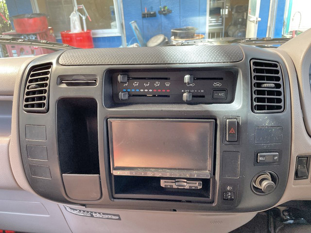 トヨタトヨエースアルミバン小型（2t・3t）[写真35]